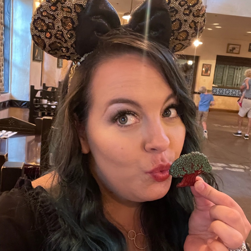 Meet your Posher, Lauren